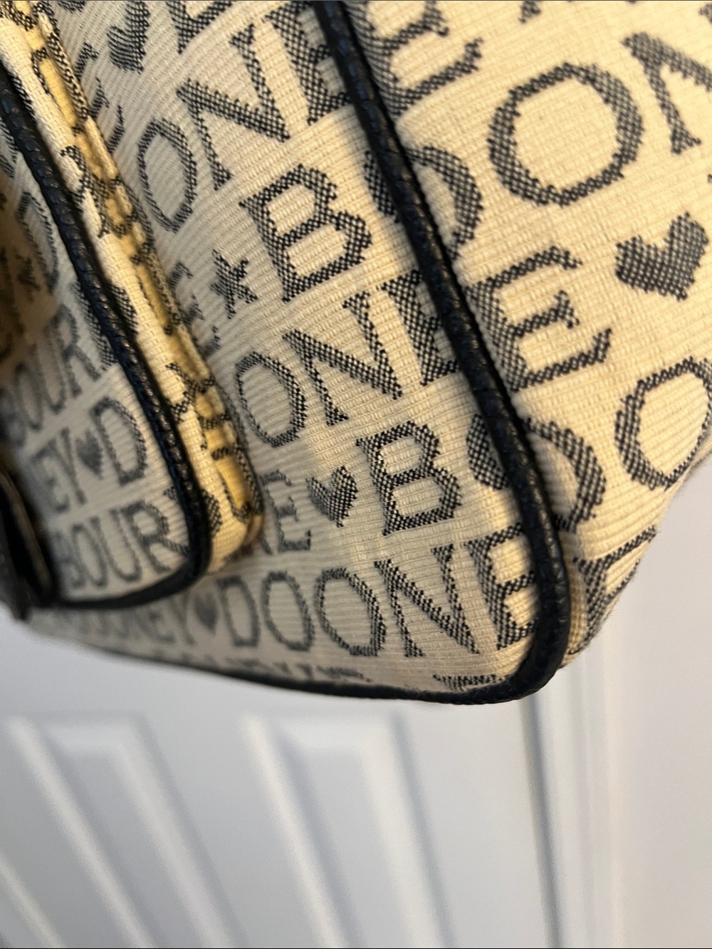 Dooney & Bourke Cream and Black Signature Logo Tote - Picture 4 of 6